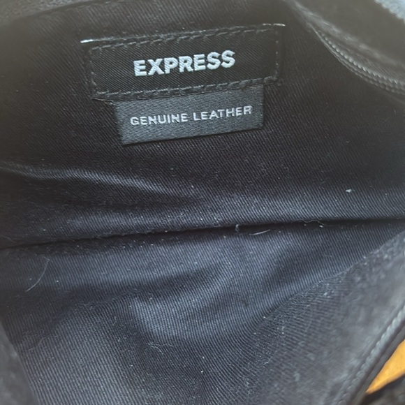 Express genuine leather crocodile print mini shoulder bag - Picture 4 of 7